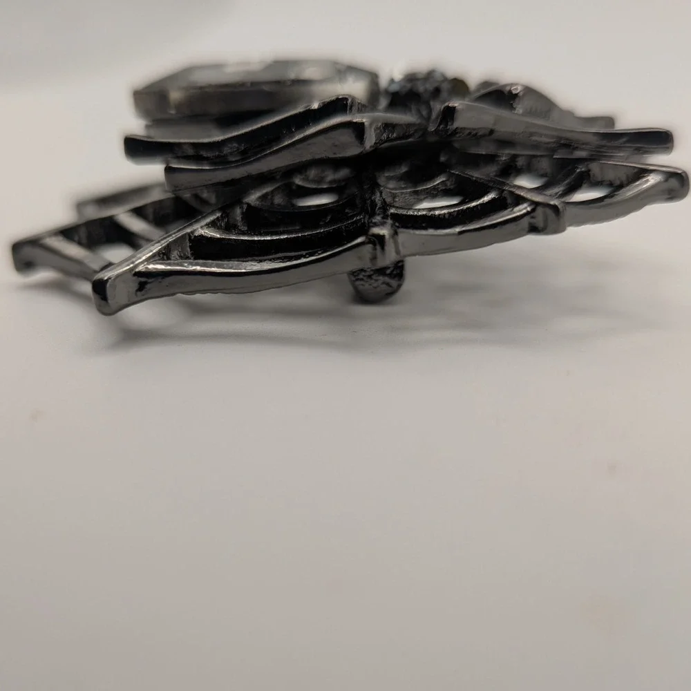 Spider Web Brooch Pin Gunmetal Gray Rhinestone Halloween Gothic Jewelry